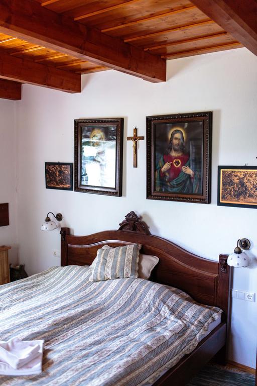 Oereghegyi Apartman Vindornyalak Quarto foto